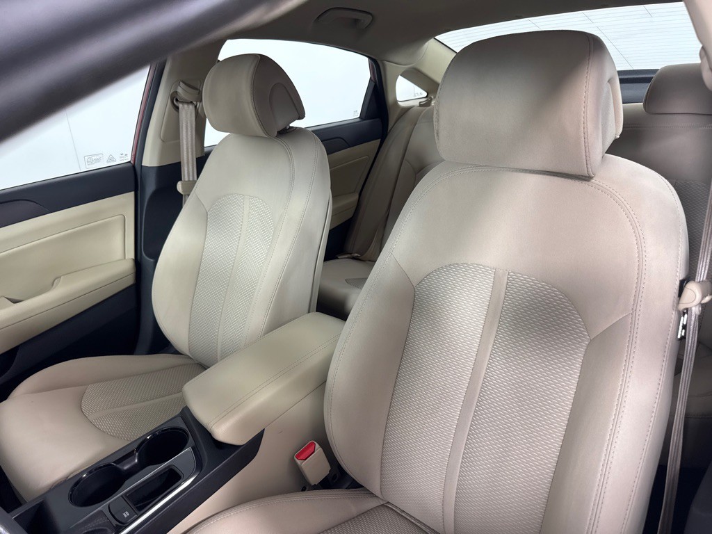 2016 Hyundai Sonata Image 12