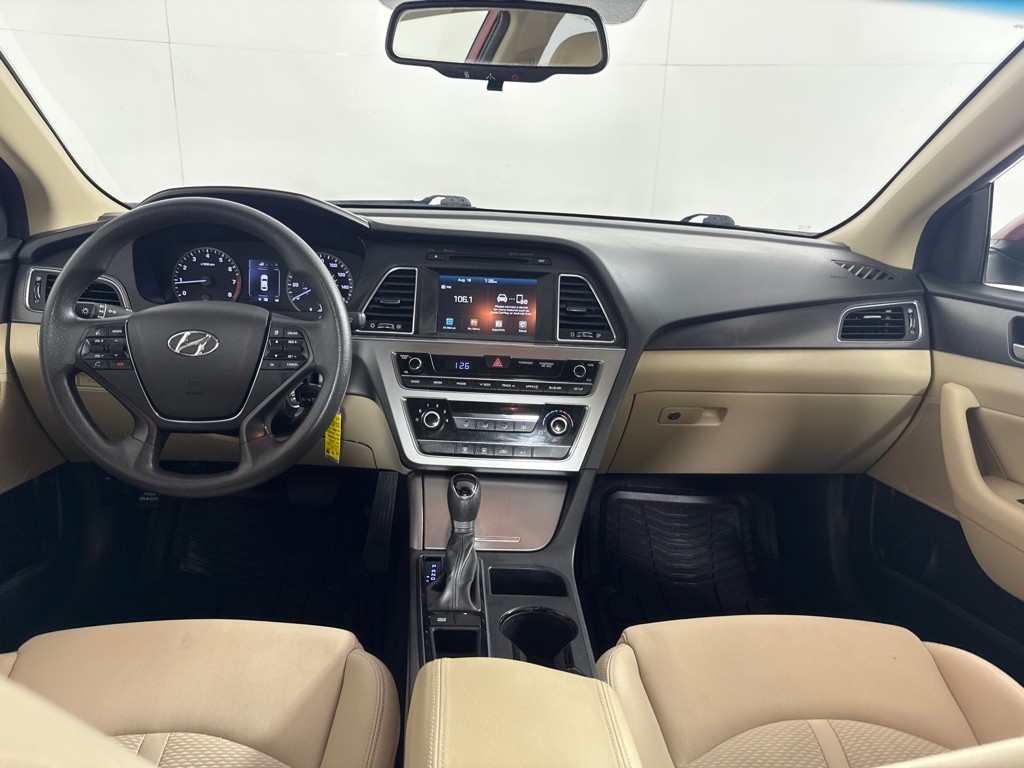 2016 Hyundai Sonata Image 23
