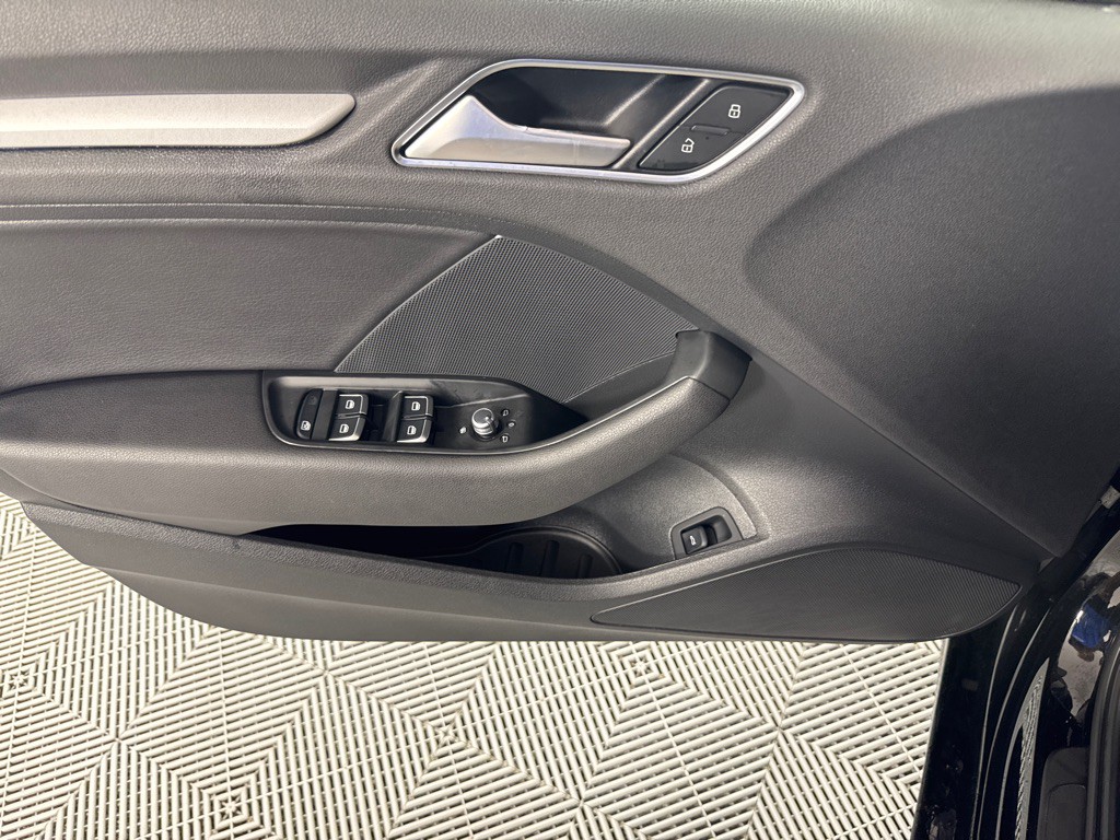 2016 Audi A3 Image 10