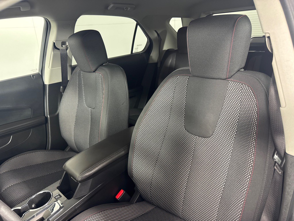 2017 Chevrolet Equinox Image 12