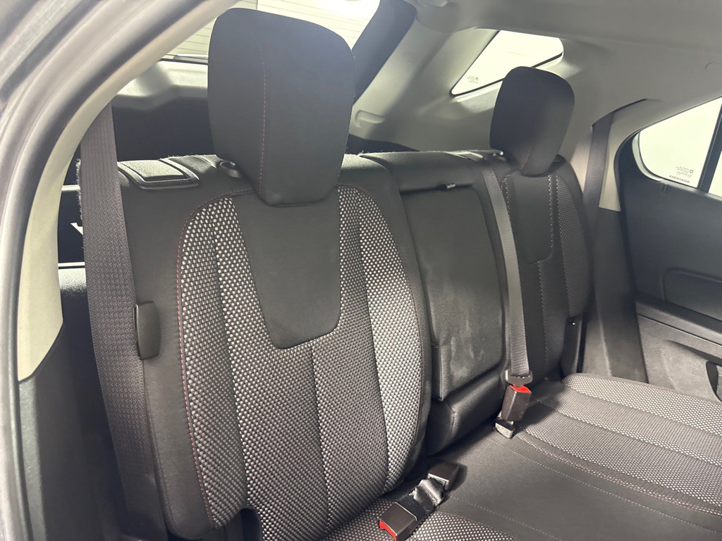 2017 Chevrolet Equinox Image 21