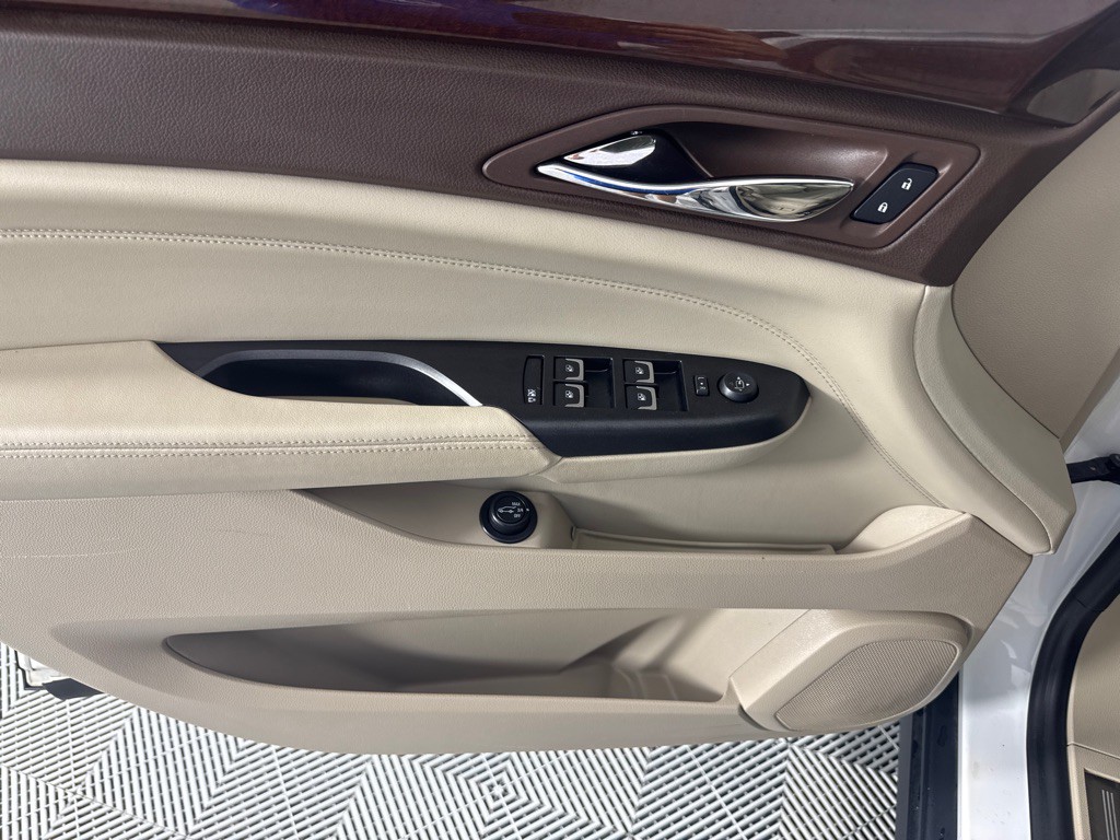 2016 Cadillac SRX Image 12
