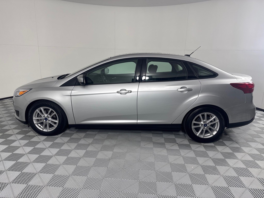 2018 Ford Focus Image 9