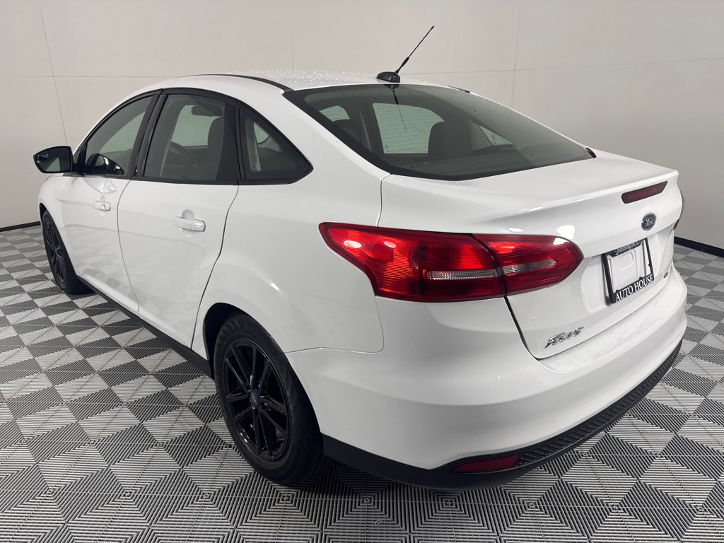 2018 Ford Focus Image 8
