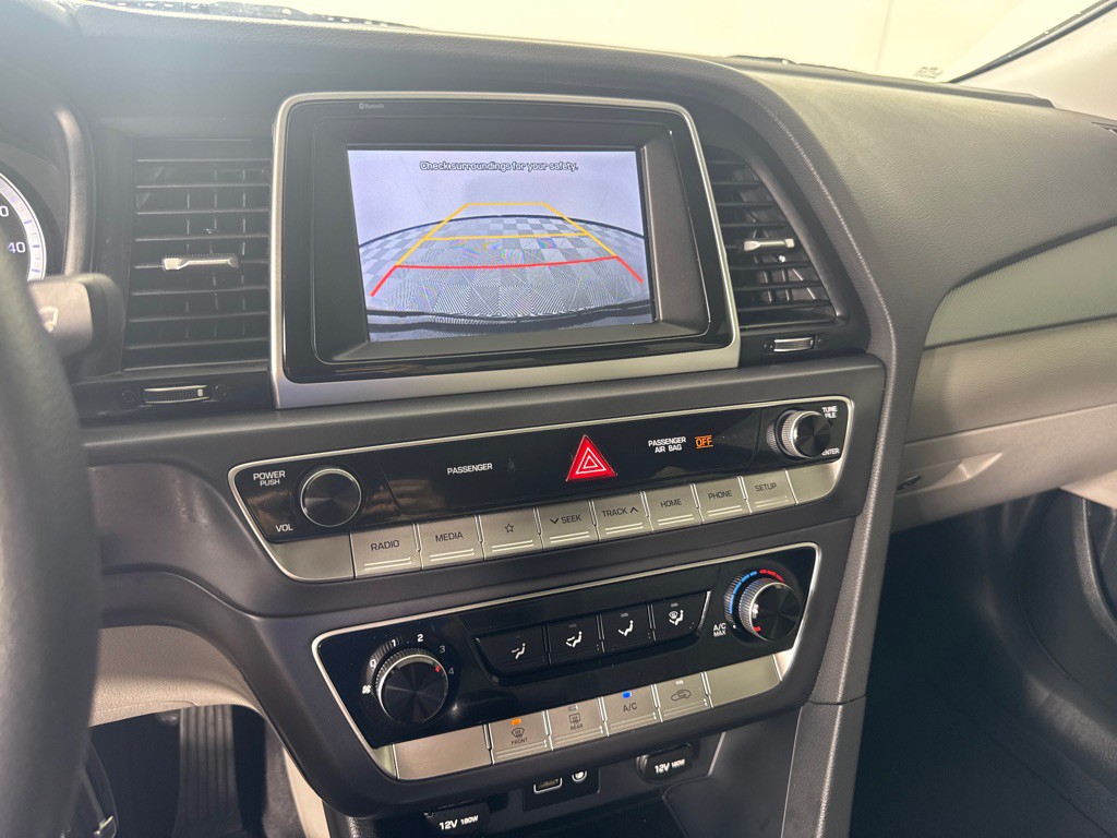 2018 Hyundai Sonata Image 19