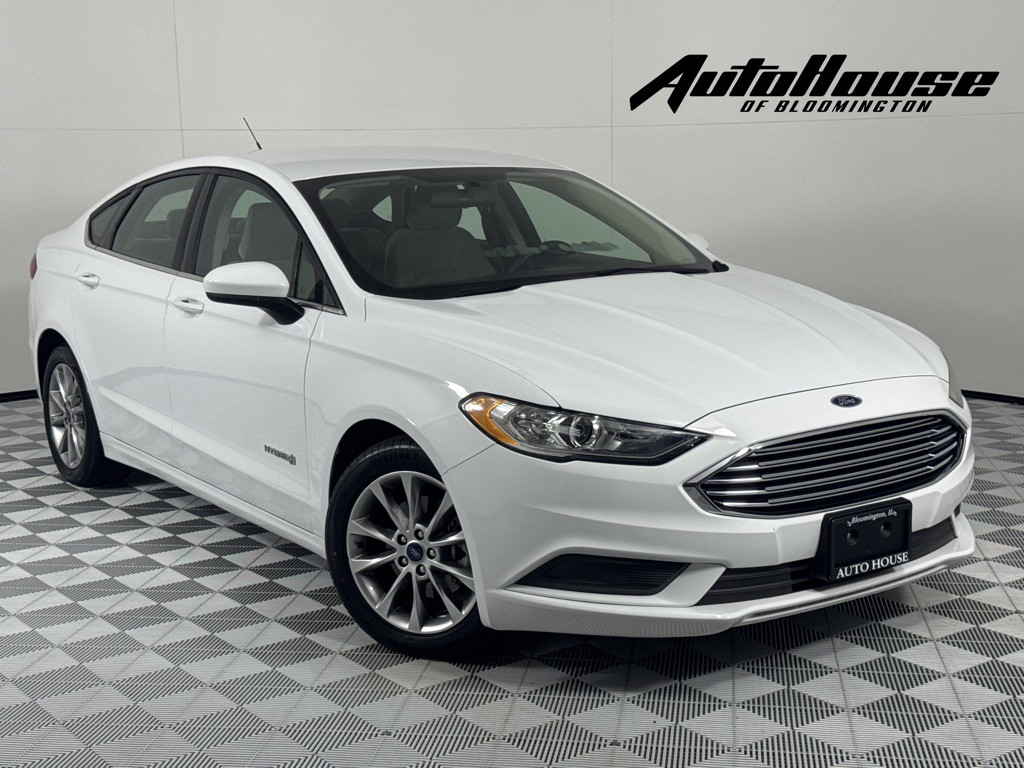 2017 Ford Fusion Image 1