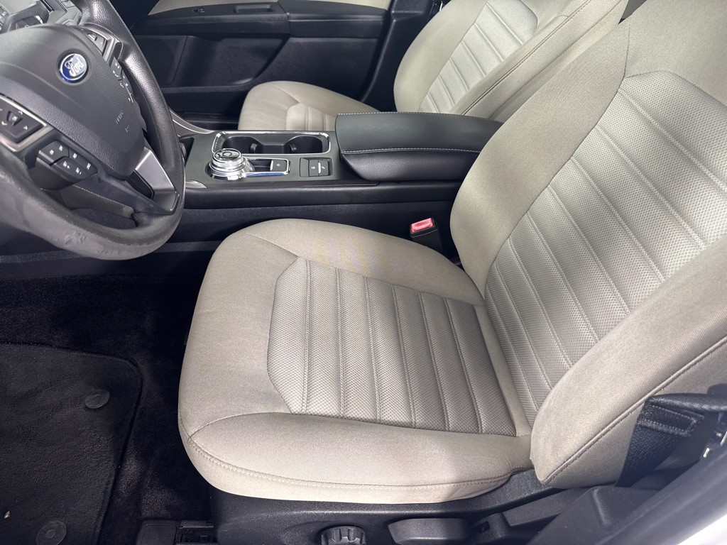 2017 Ford Fusion Image 14