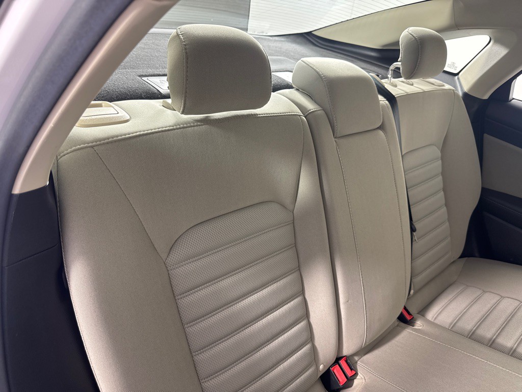 2017 Ford Fusion Image 24
