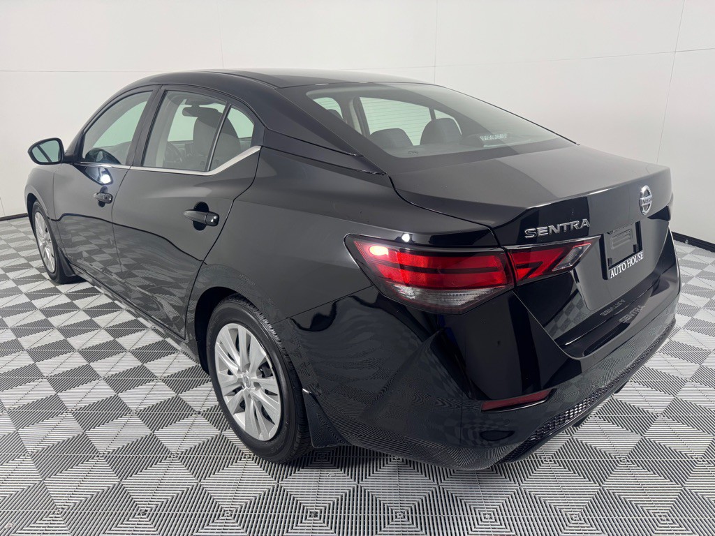 2022 Nissan Sentra Image 8