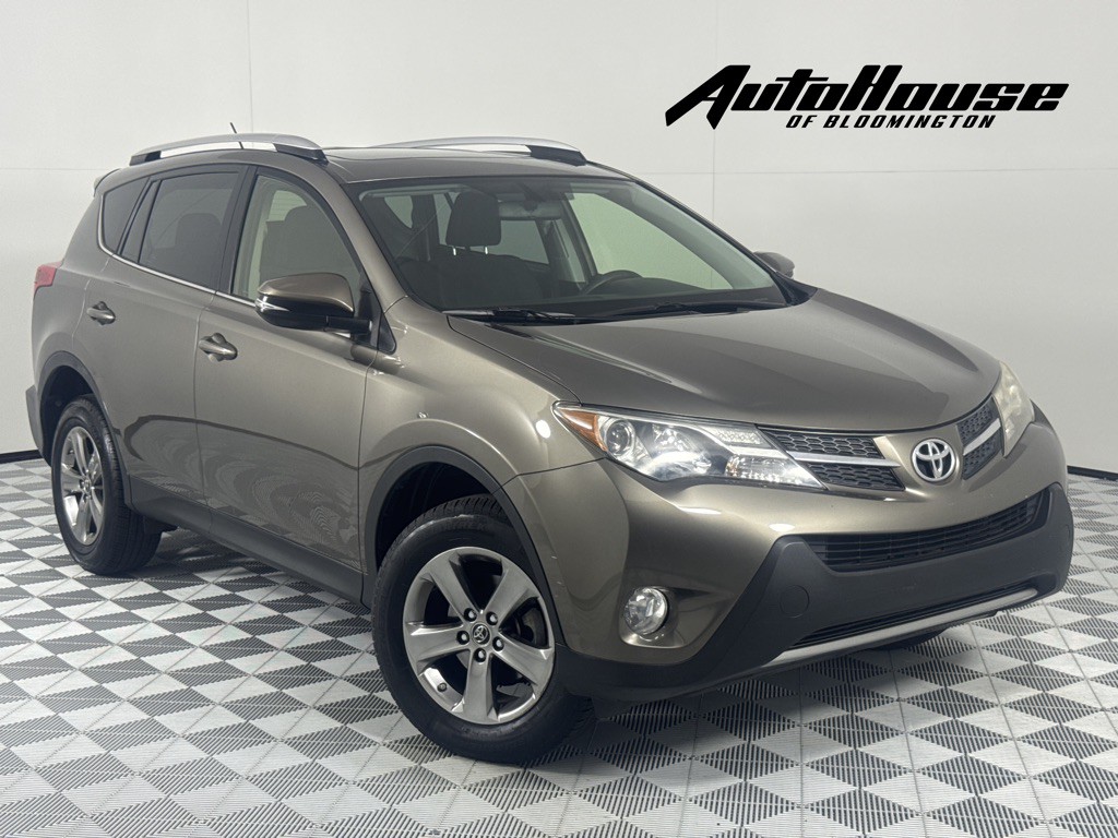 2015 Toyota Rav4 Image 1