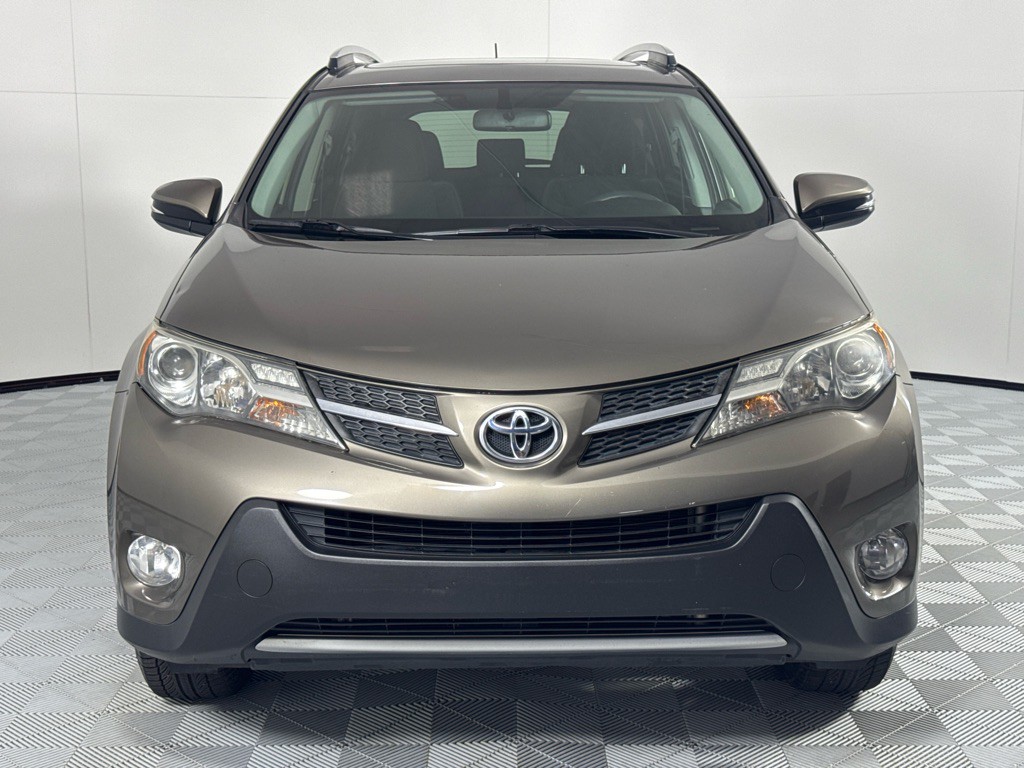 2015 Toyota Rav4 Image 8
