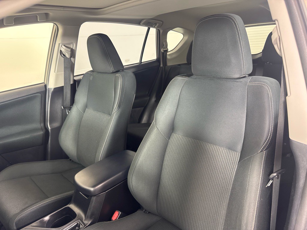 2015 Toyota Rav4 Image 11