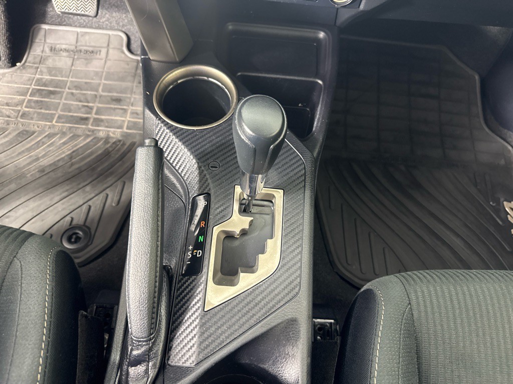 2015 Toyota Rav4 Image 17