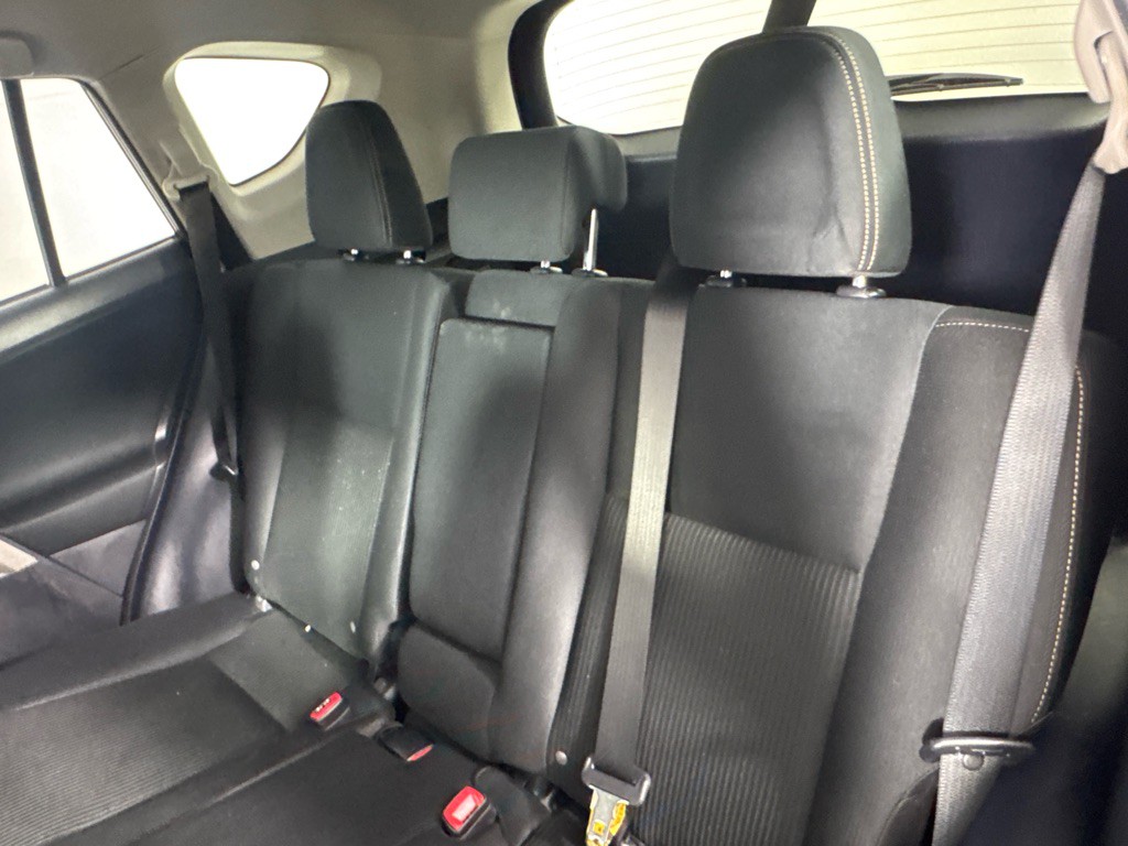 2015 Toyota Rav4 Image 19