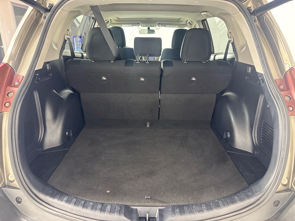 2015 Toyota Rav4 Image 20