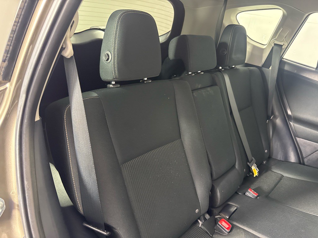 2015 Toyota Rav4 Image 22