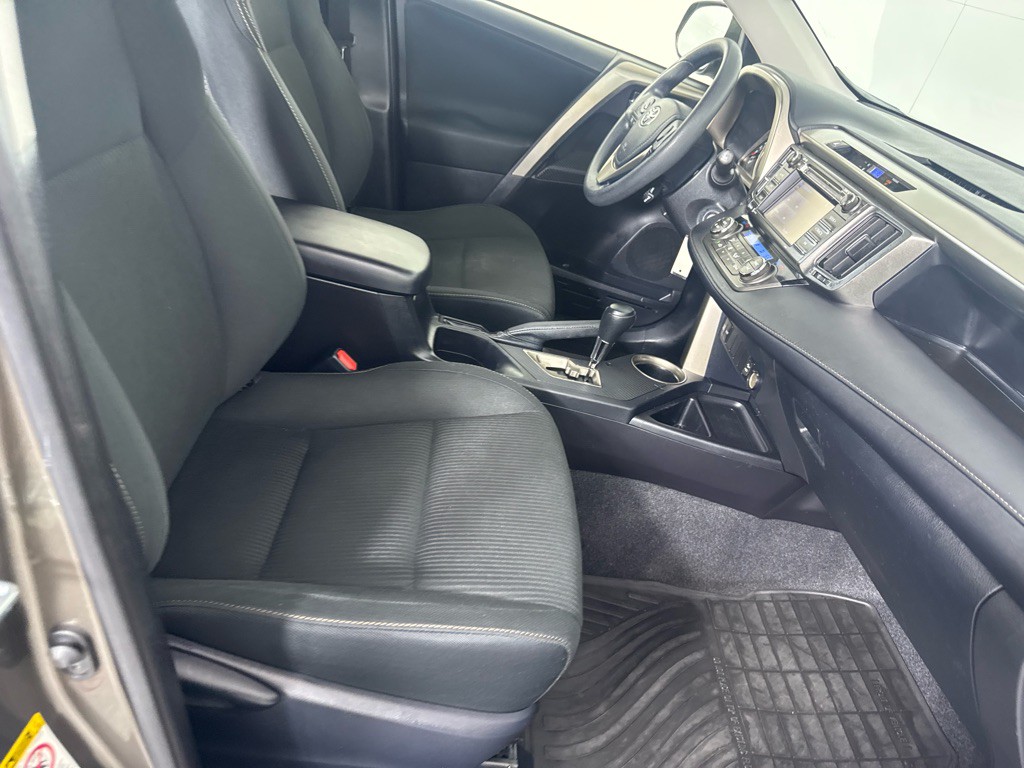 2015 Toyota Rav4 Image 23