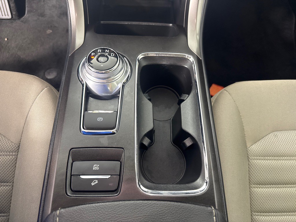 2018 Ford Fusion Image 16