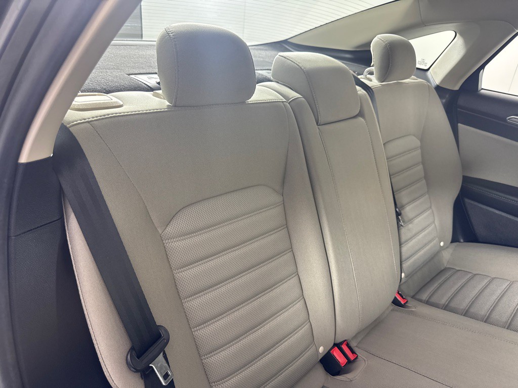 2018 Ford Fusion Image 20