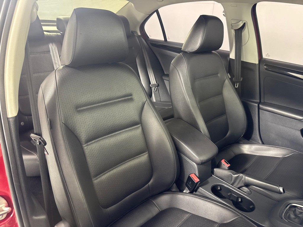 2017 Volkswagen Jetta Image 25