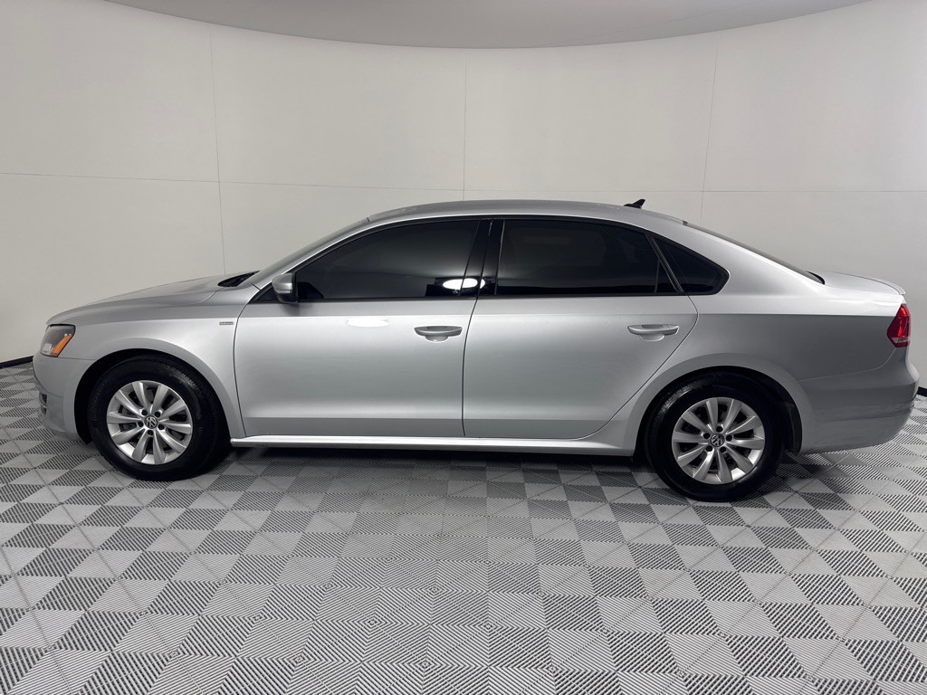 2014 Volkswagen Passat Image 5