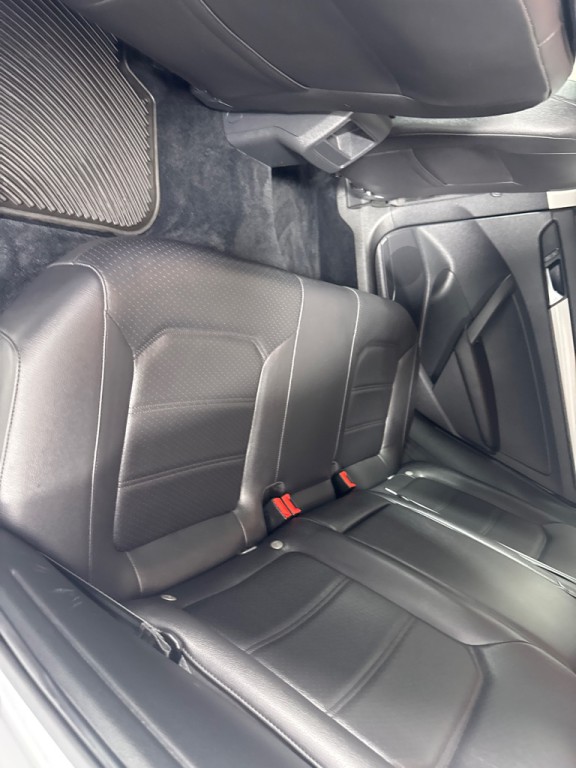 2014 Volkswagen Passat Image 14