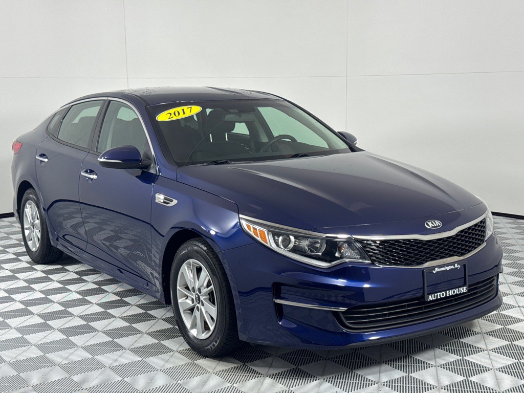 2017 Kia Optima Image 3