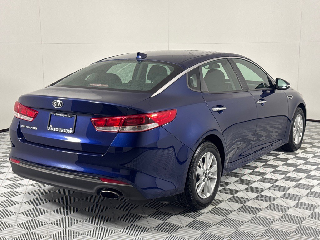 2017 Kia Optima Image 5