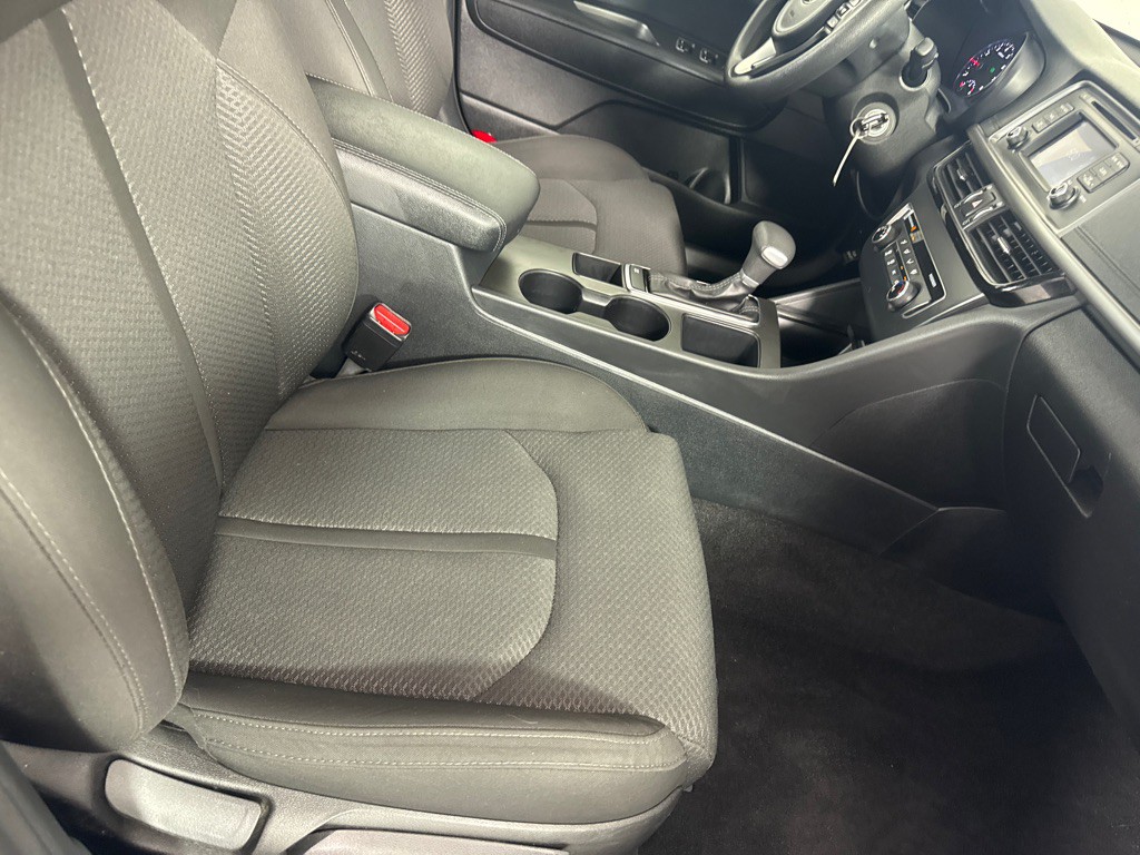 2017 Kia Optima Image 23