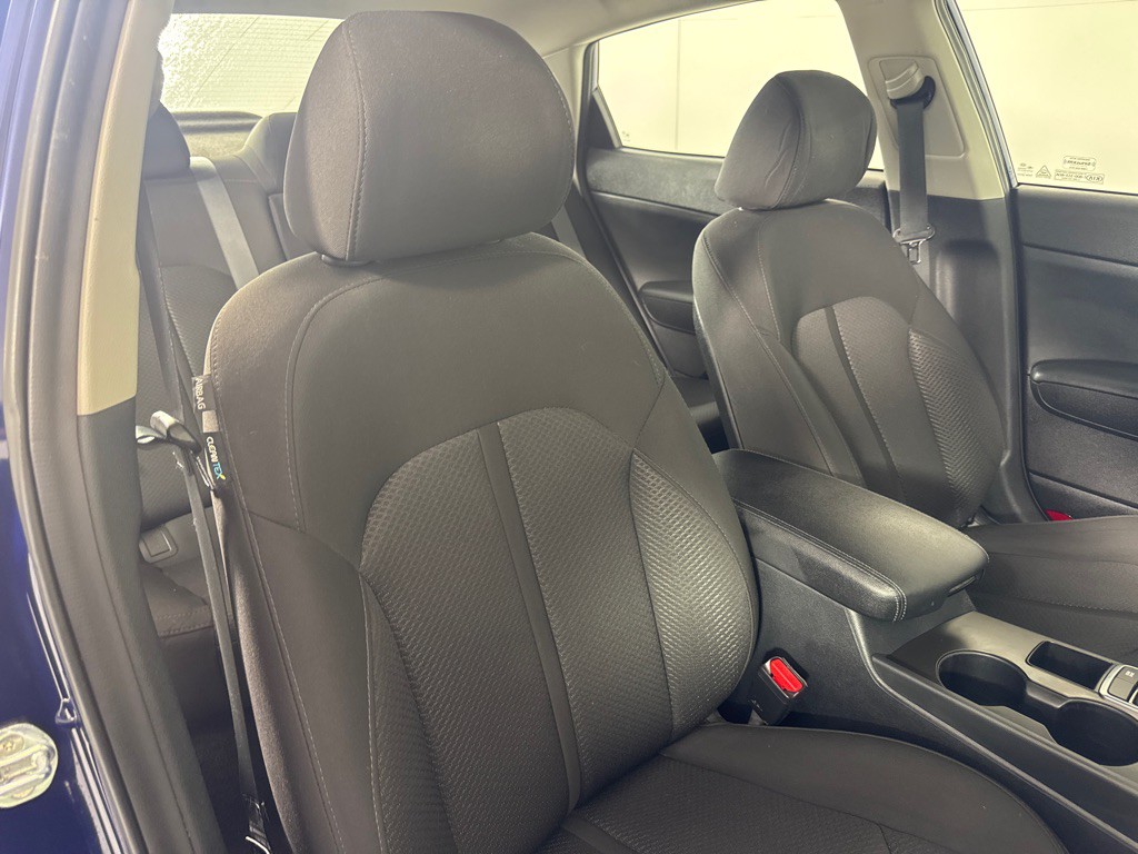 2017 Kia Optima Image 24