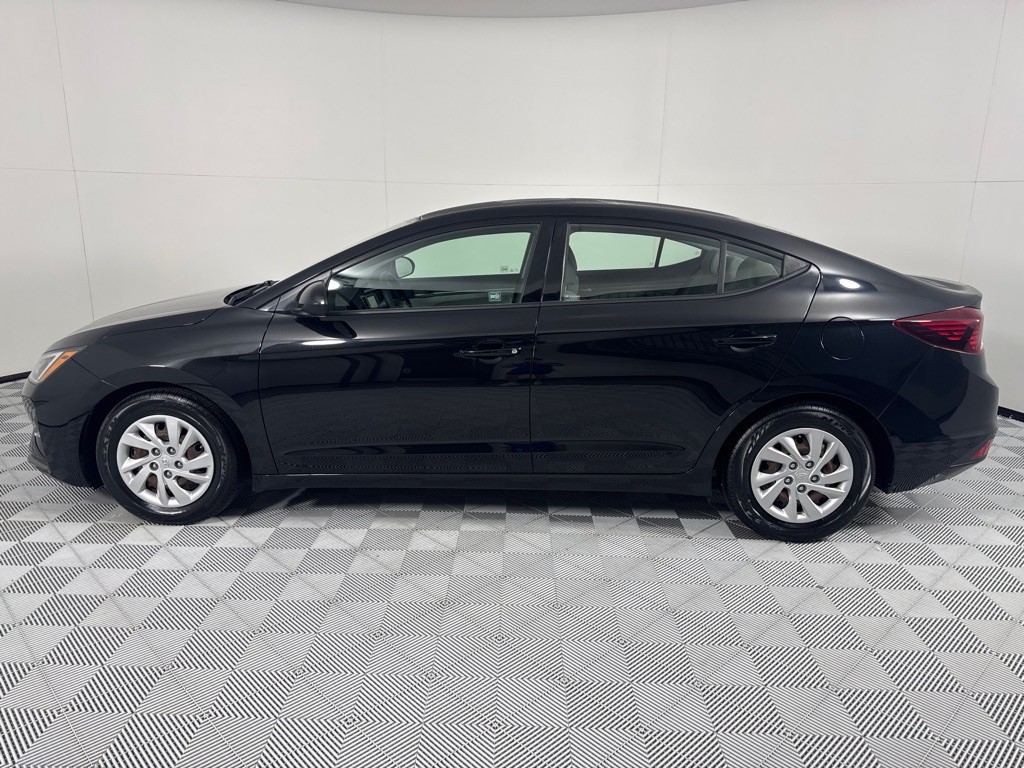 2019 Hyundai Elantra Image 7