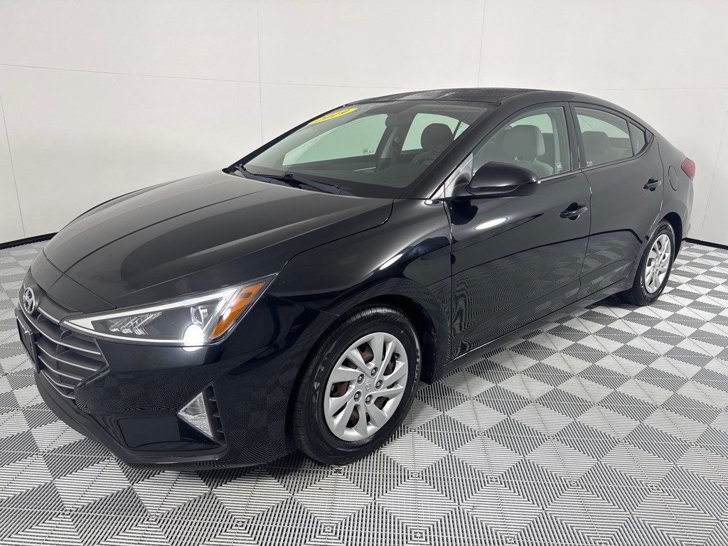 2019 Hyundai Elantra Image 8