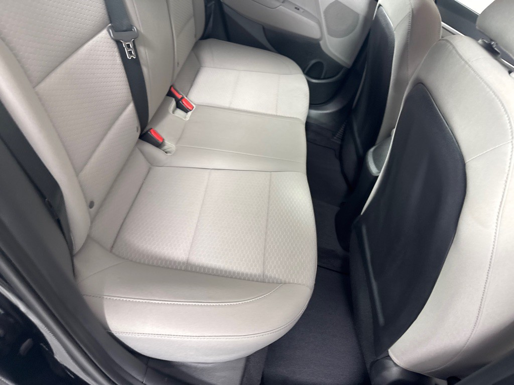 2019 Hyundai Elantra Image 21