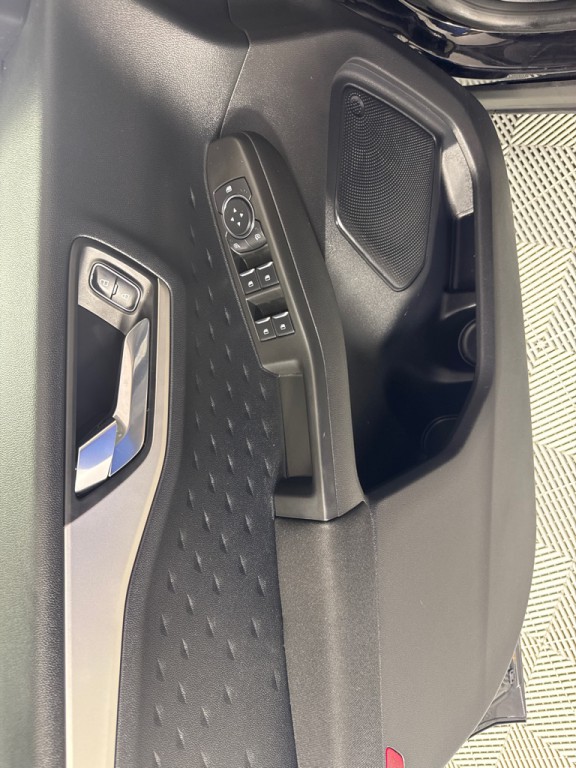 2020 Ford Escape Image 12