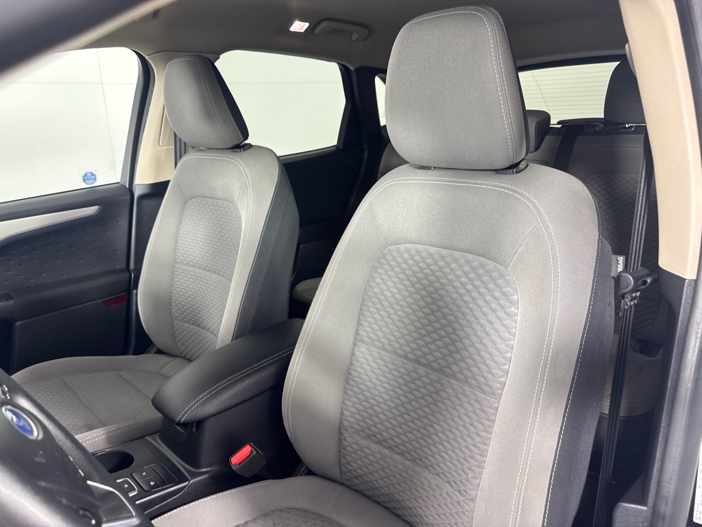 2020 Ford Escape Image 14