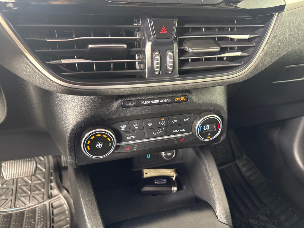 2020 Ford Escape Image 19