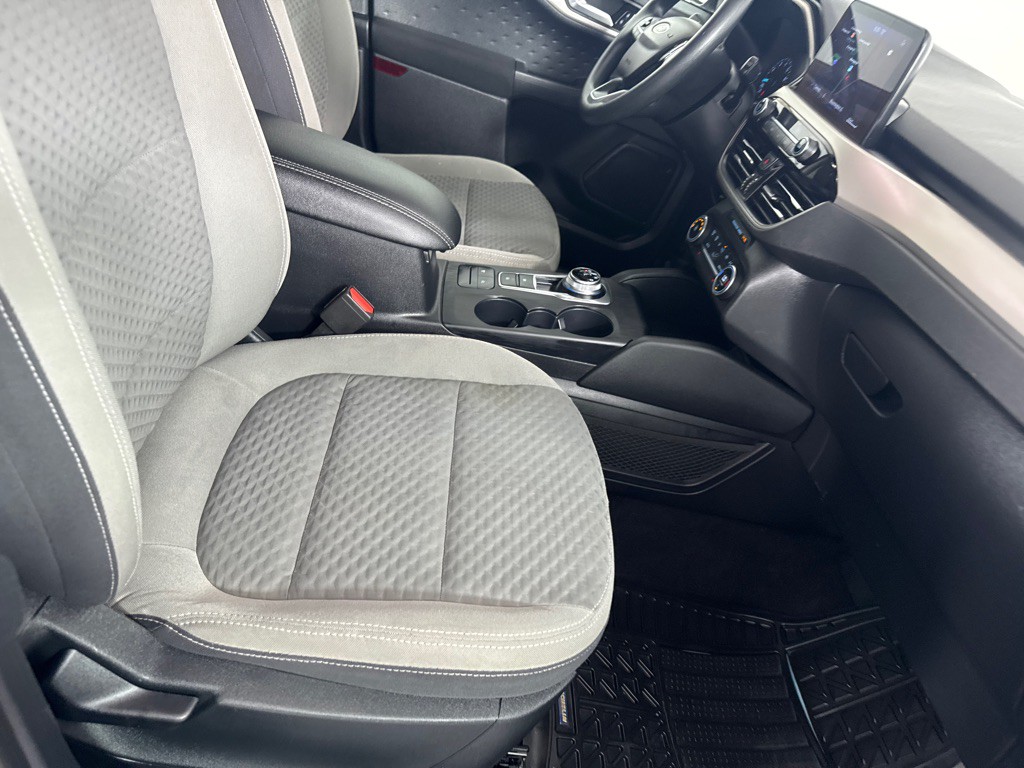 2020 Ford Escape Image 26