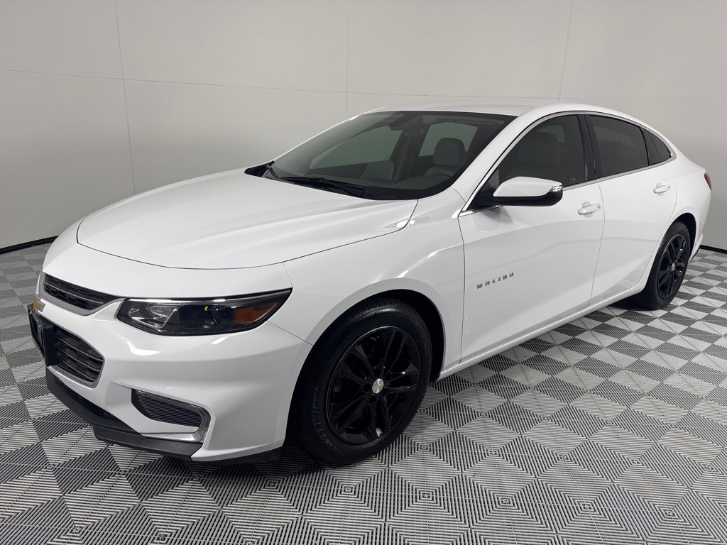 2017 Chevrolet Malibu Image 10
