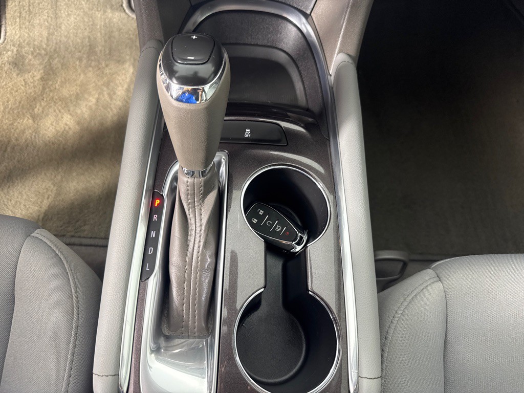 2017 Chevrolet Malibu Image 19