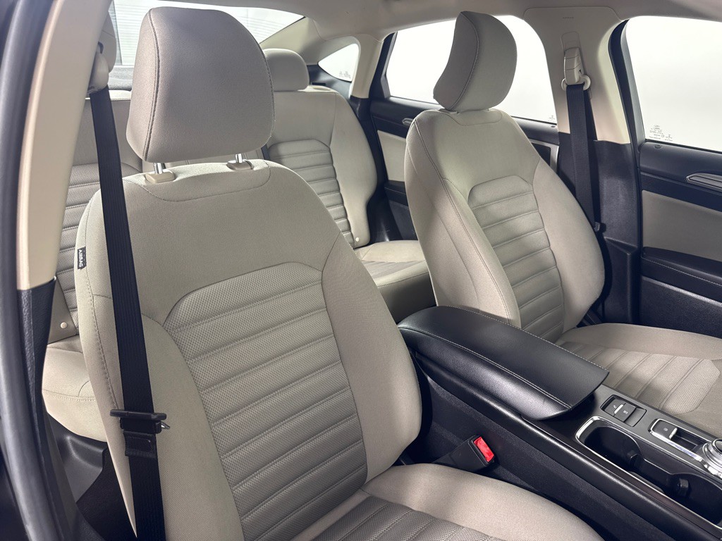 2018 Ford Fusion Image 22