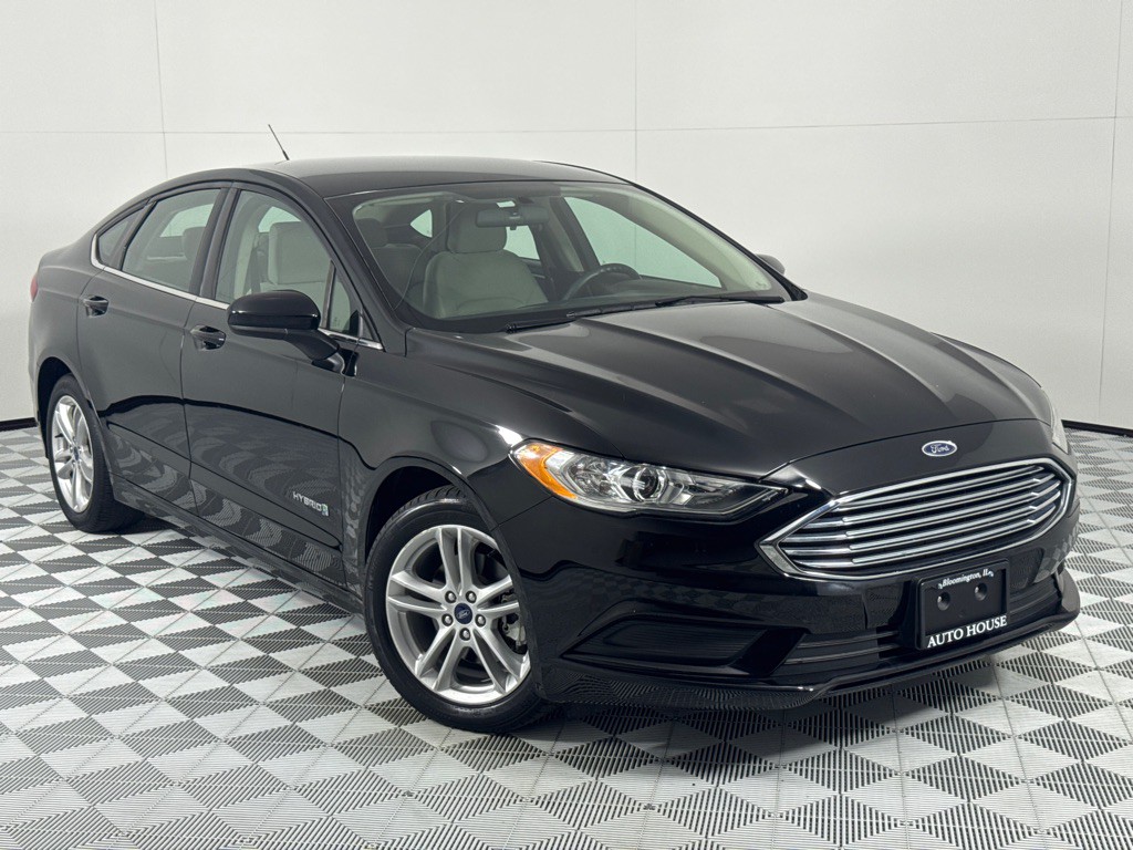 2018 Ford Fusion Image 2