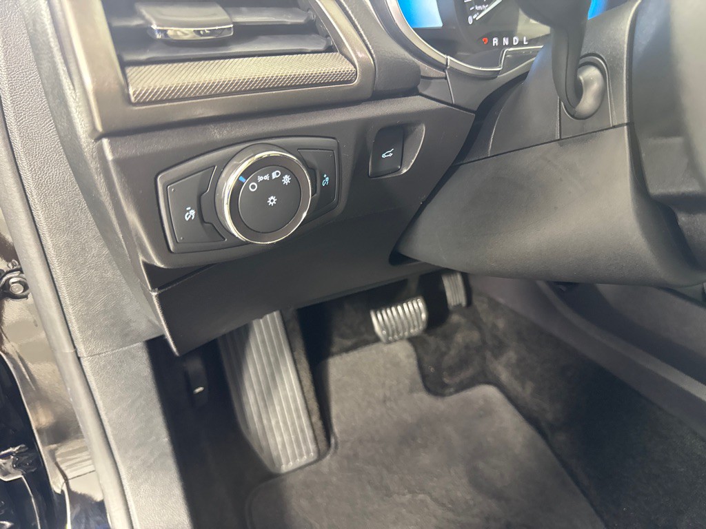 2018 Ford Fusion Image 16