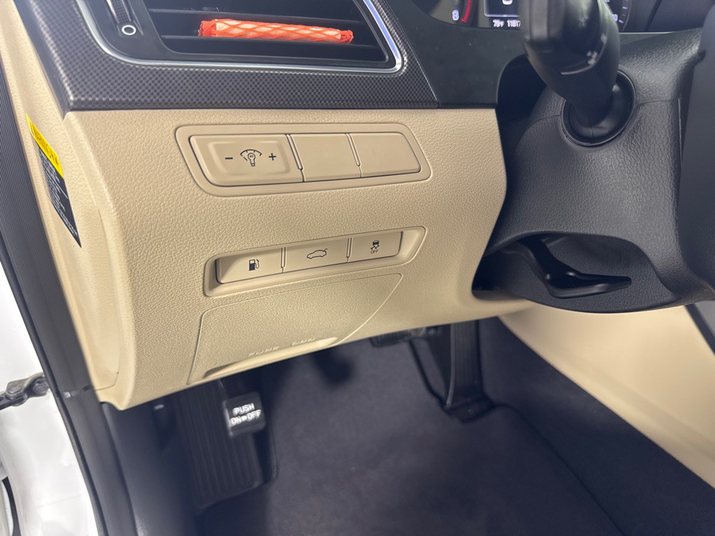 2015 Hyundai Sonata Image 13