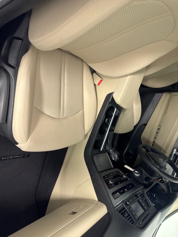 2015 Hyundai Sonata Image 22