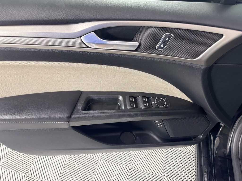 2018 Ford Fusion Image 10