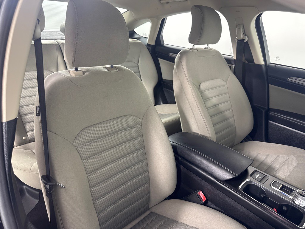 2018 Ford Fusion Image 22
