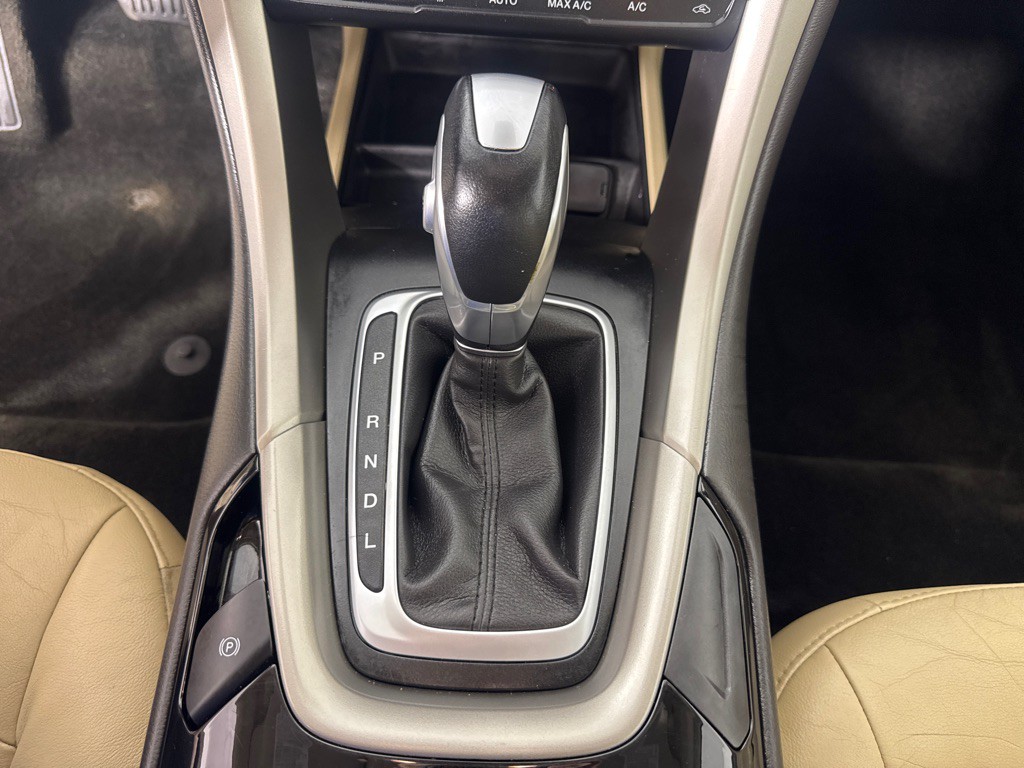2013 Ford Fusion Image 13