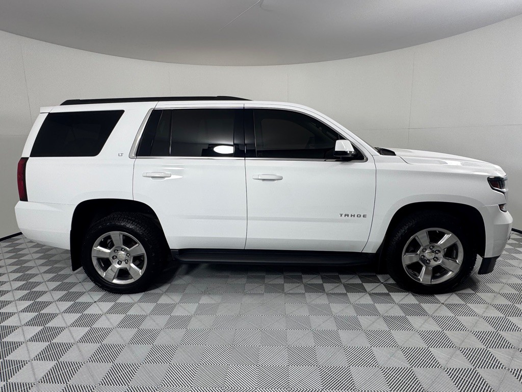 2017 Chevrolet Tahoe Image 4