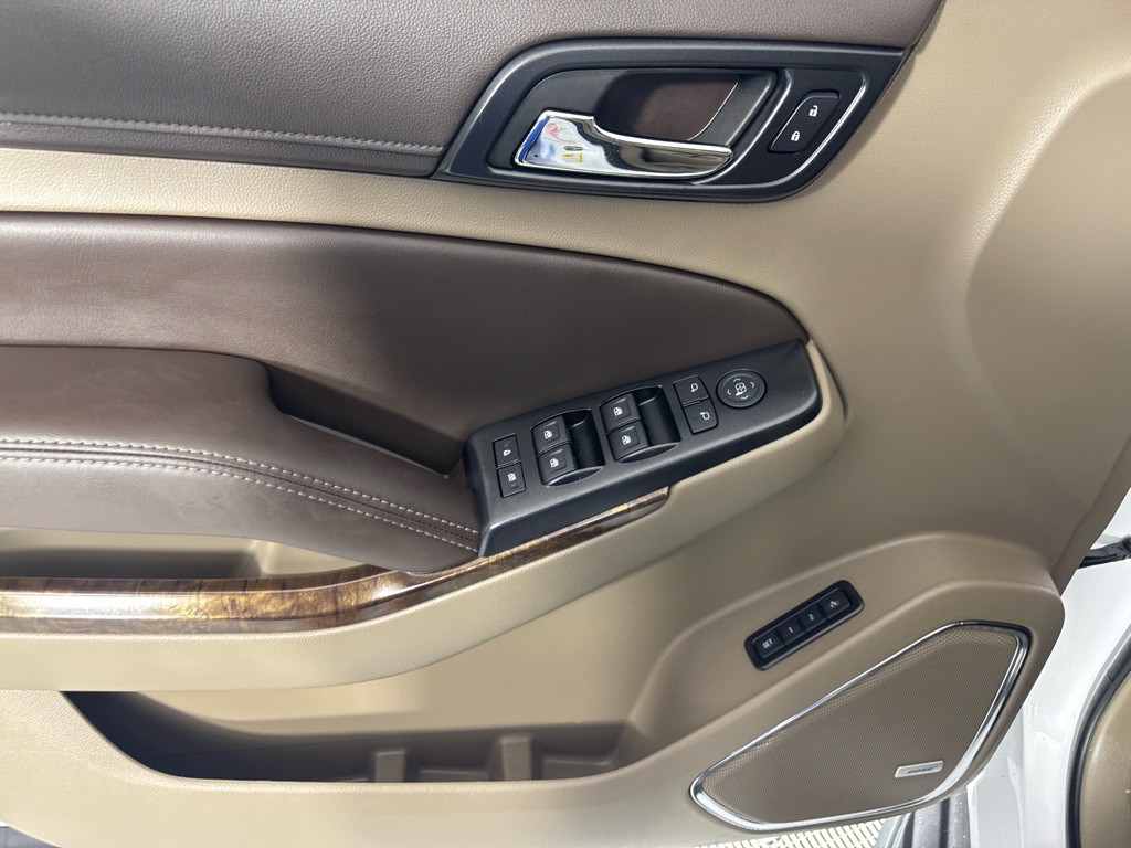2017 Chevrolet Tahoe Image 12