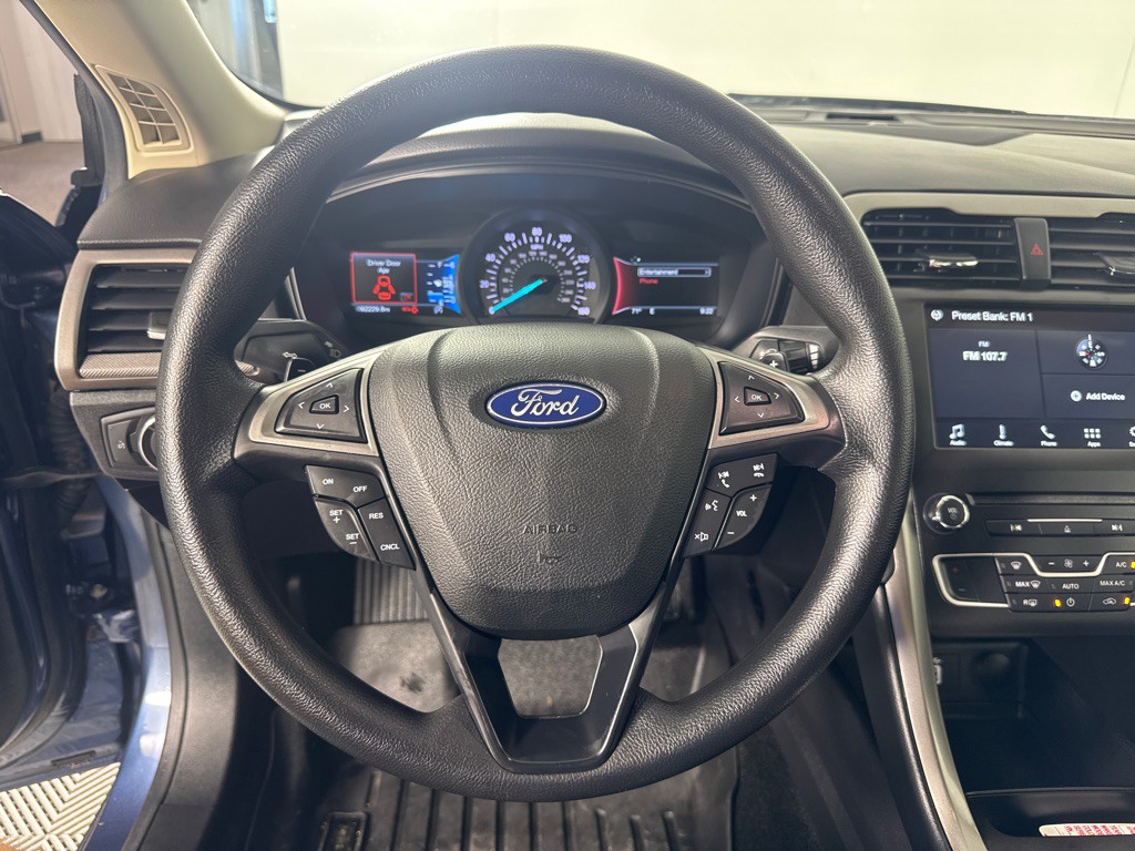 2018 Ford Fusion Image 17